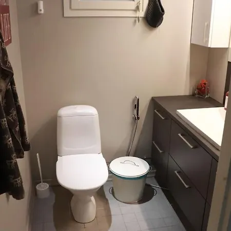 Cosy, Homely House With A Large Courtyard