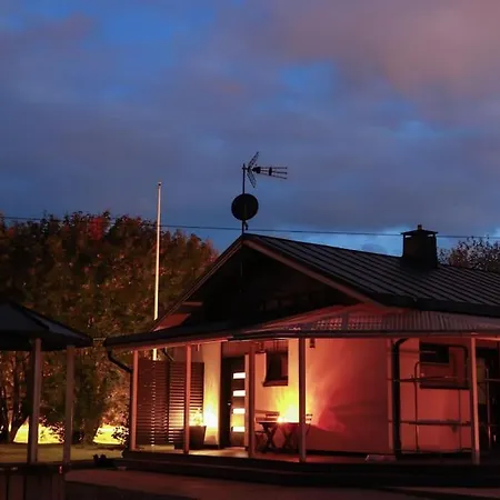 Cosy, Homely House With A Large Courtyard * Saarenkylä