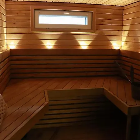 Cosy, Homely House With A Large Courtyard Villa