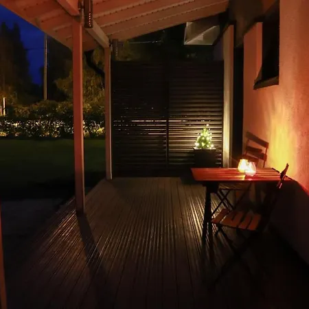 Cosy, Homely House With A Large Courtyard *