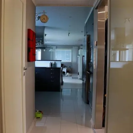 Cosy, Homely House With A Large Courtyard