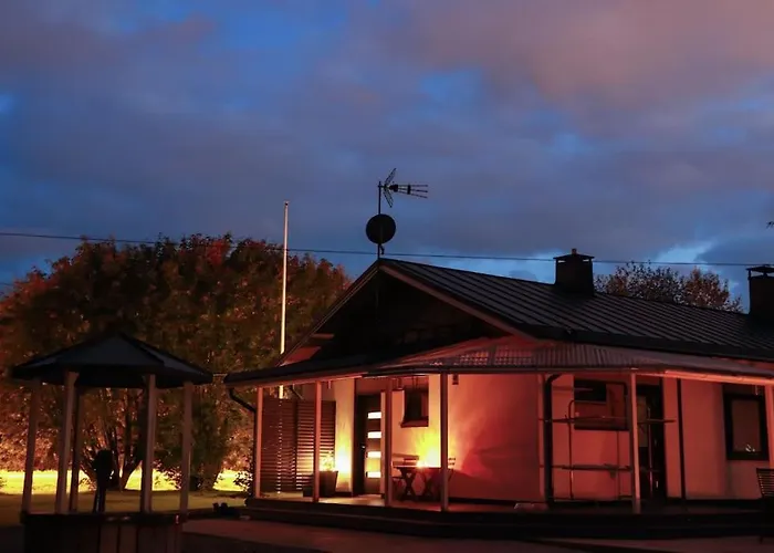 Cosy, Homely House With A Large Courtyard * Saarenkylä