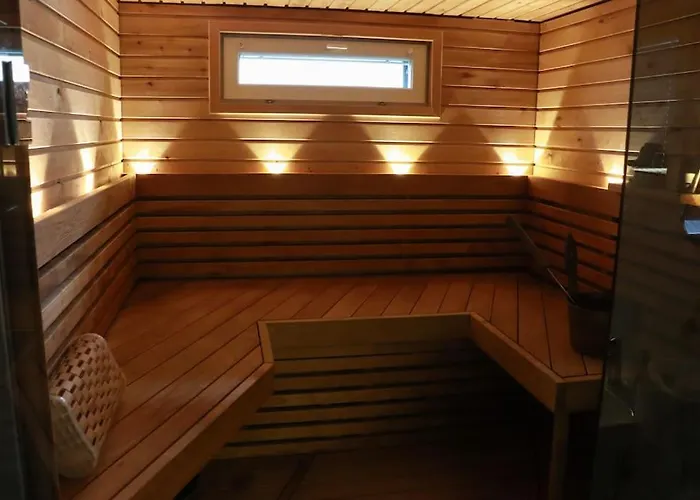 Cosy, Homely House With A Large Courtyard Βίλα