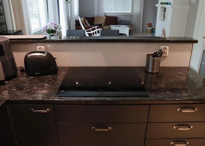 Βίλα Cosy, Homely House With A Large Courtyard