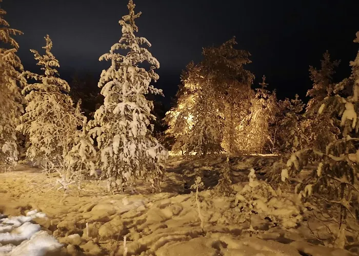 Βίλα Cosy, Homely House With A Large Courtyard *